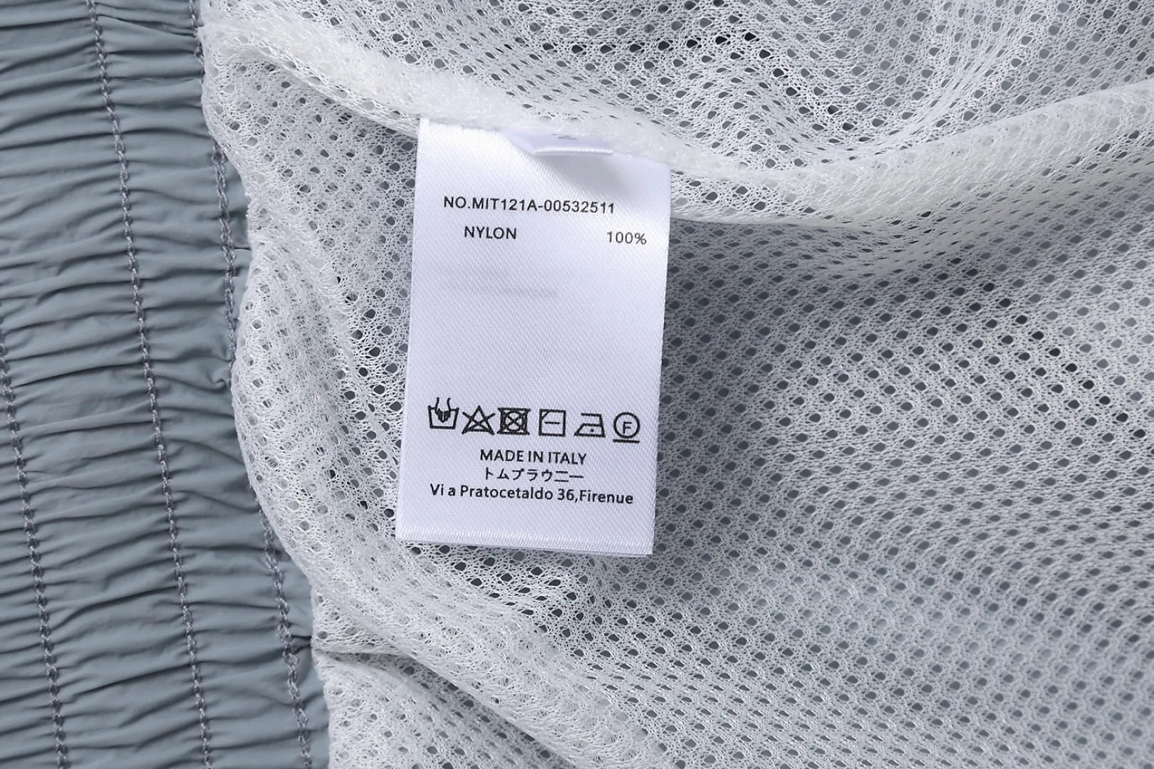 ：F 32 （TB ） In Stock THOM BROWNE .TB Classic Same Style ：White/Gray/Navy Blue/Black Size：1/2/3/4